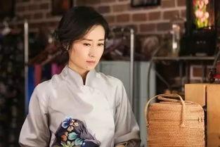 娱乐吃瓜姐靳东,娱乐圈的“吃瓜姐”如何成为实力派演员 第2张 娱乐吃瓜姐靳东,娱乐圈的“吃瓜姐”如何成为实力派演员 第2张