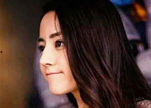 娱乐圈吃瓜爆料博主迪丽热巴,娱乐圈吃瓜爆料背后的真相揭秘 第2张 娱乐圈吃瓜爆料博主迪丽热巴,娱乐圈吃瓜爆料背后的真相揭秘 第2张